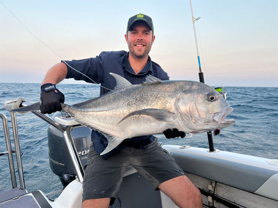 Deep-Sea-Fishing-Popping